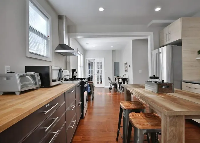 Modern 4br Home. King Bed. Fenced Yard. Sleeps 10. Near Osu And Downtown *