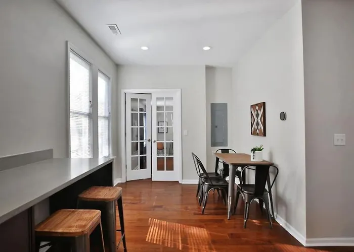Modern 4br Home. King Bed. Fenced Yard. Sleeps 10. Near Osu And Downtown