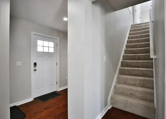 Modern 4br Home. King Bed. Fenced Yard. Sleeps 10. Near Osu And Downtown *